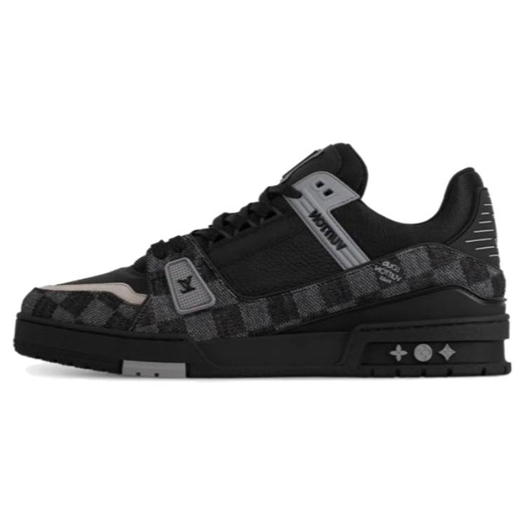 Louis Vuitton Trainer Breathable Low-Top Sneakers – Black