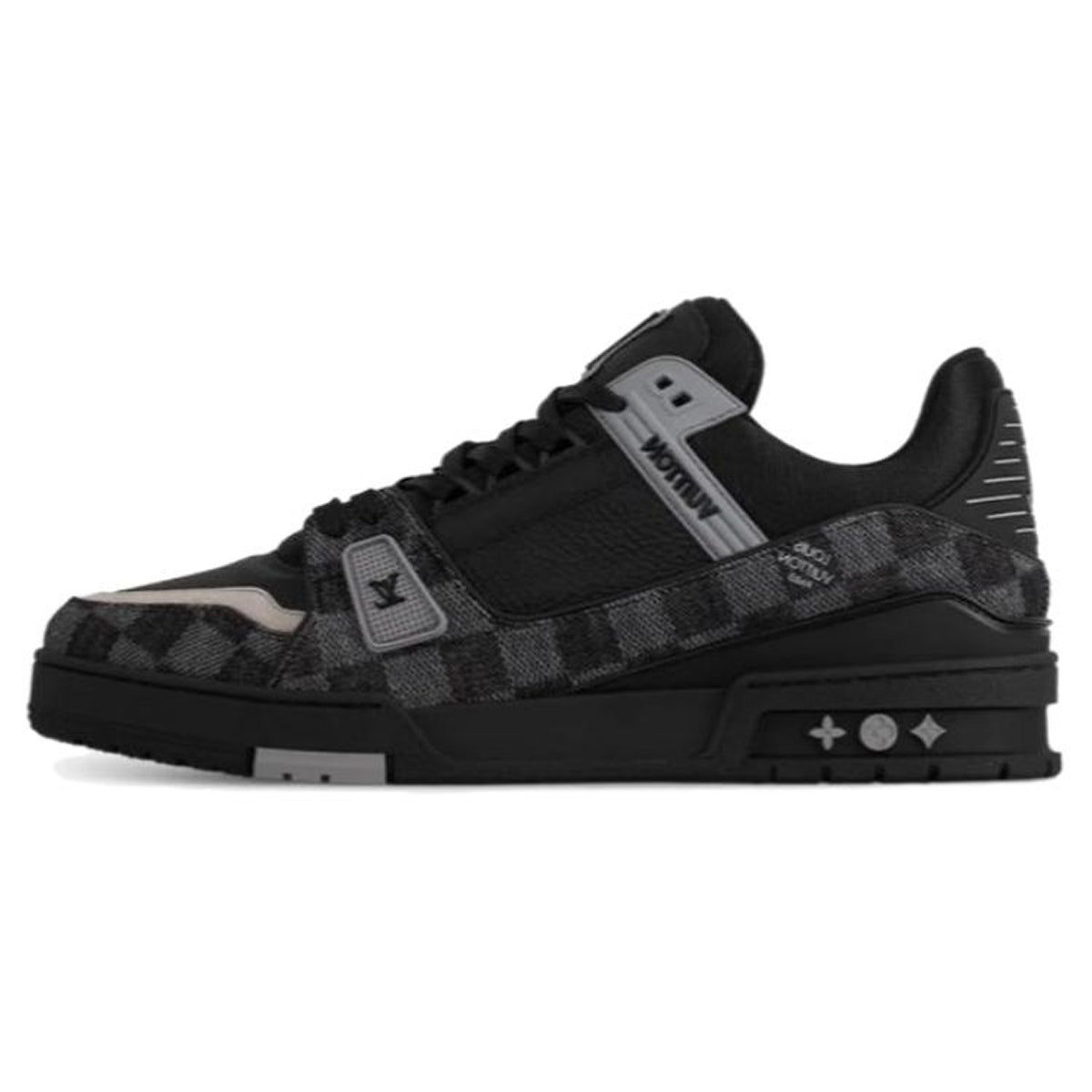 Louis Vuitton Trainer Breathable Low-Top Sneakers – Black