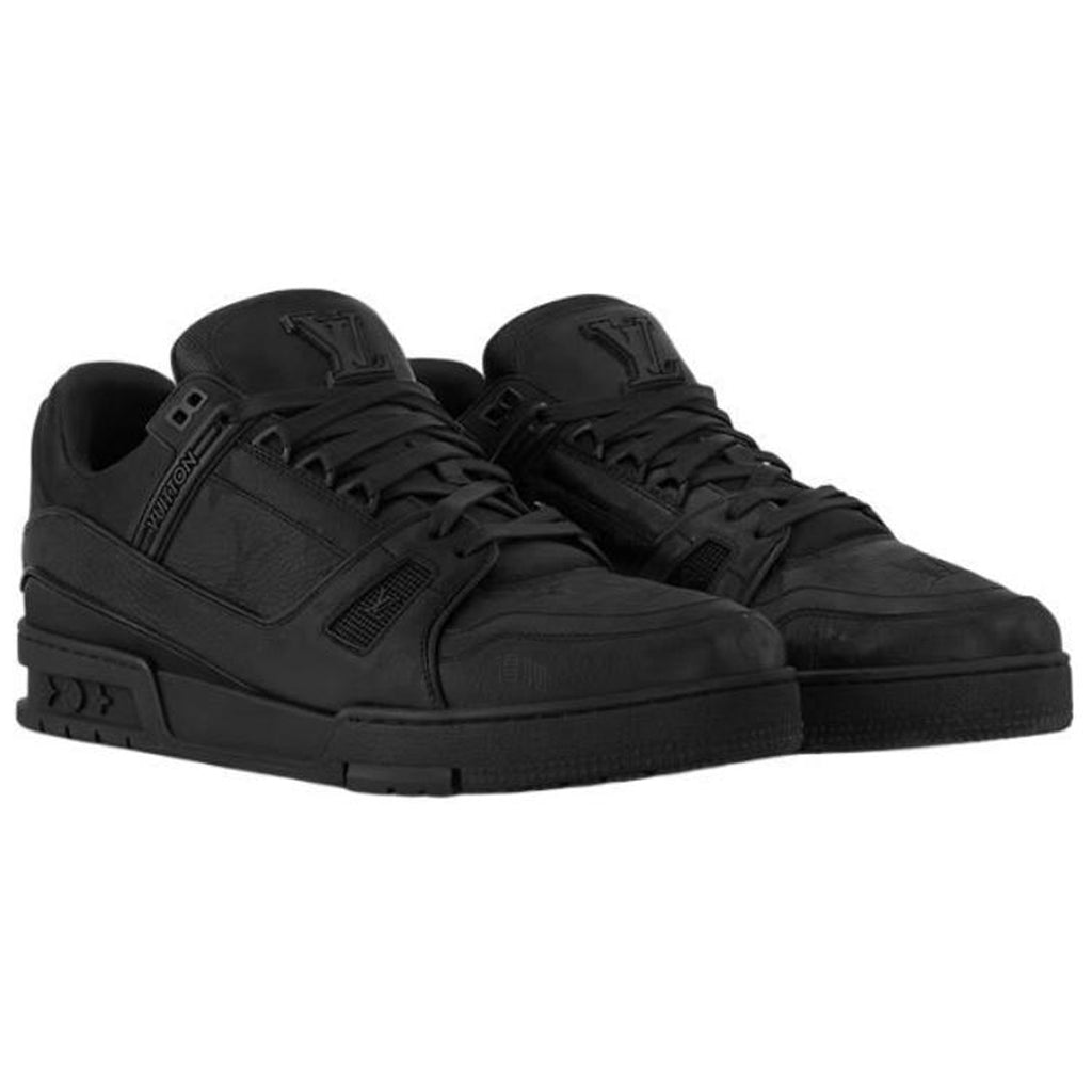 Louis Vuitton Trainer Maxi 2025 Spring/Summer Oversized Grained Calf Leather Low-Top Sneakers – Triple Black