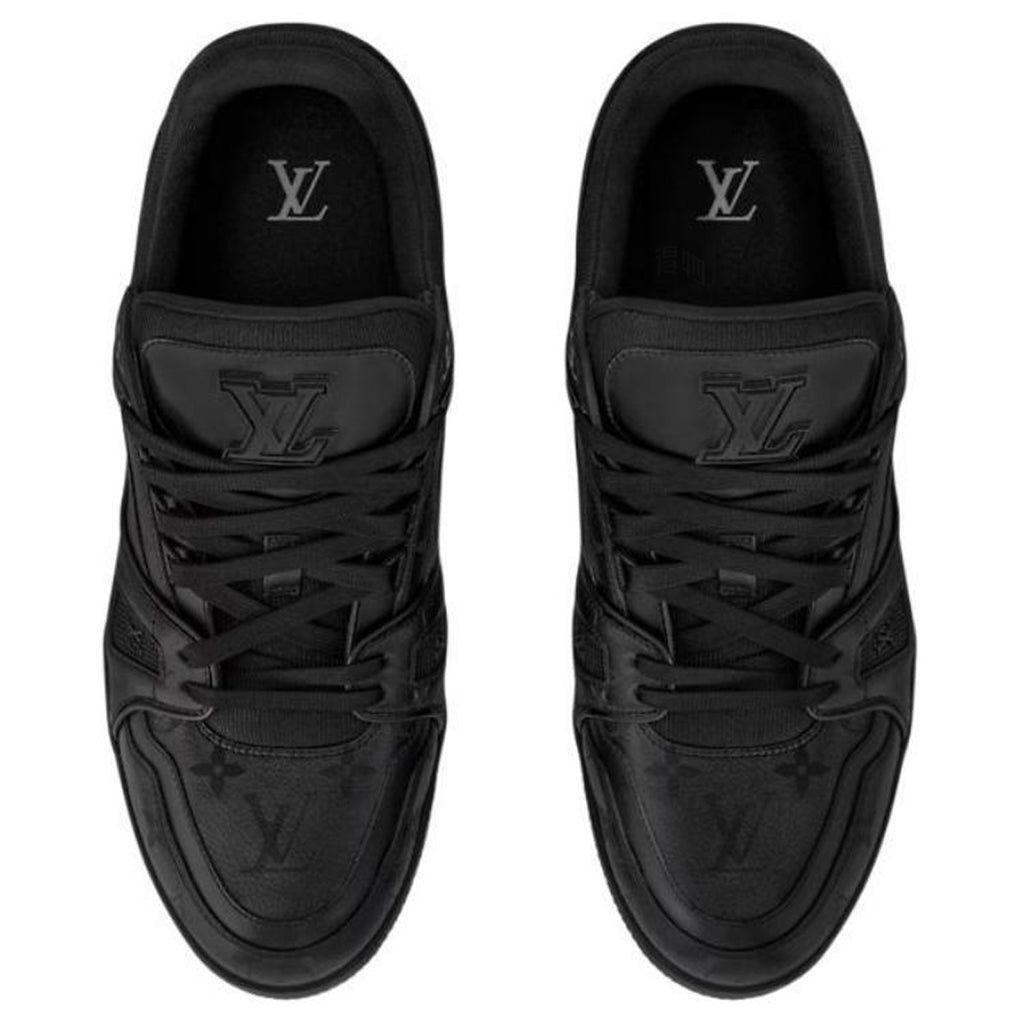 Louis Vuitton Trainer Maxi 2025 Spring/Summer Oversized Grained Calf Leather Low-Top Sneakers – Triple Black