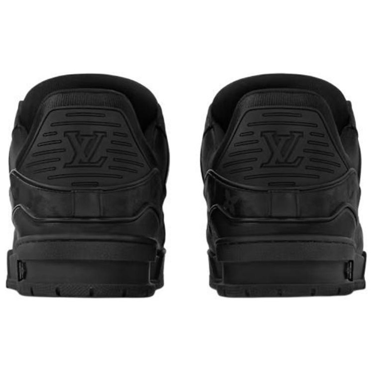 Louis Vuitton Trainer Maxi 2025 Spring/Summer Oversized Grained Calf Leather Low-Top Sneakers – Triple Black